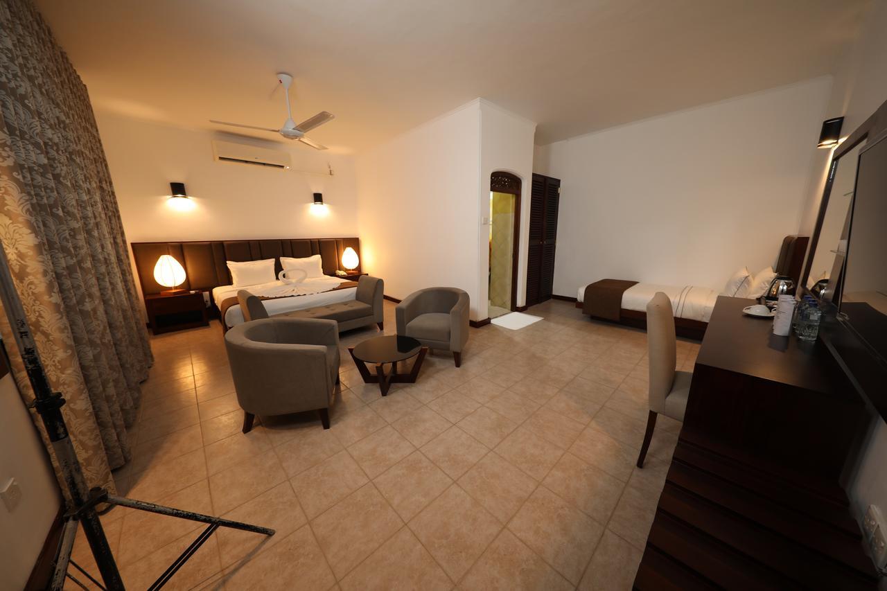 Joe'S Resort Бентота Экстерьер фото